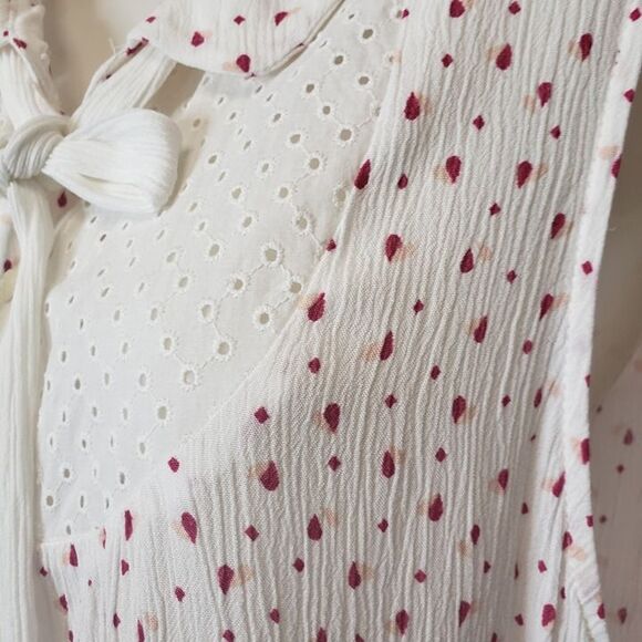 CUTE Lauren Conrad Disney Red Print Sleeveless Top XL Neck Tie Blouse - Picture 4 of 7